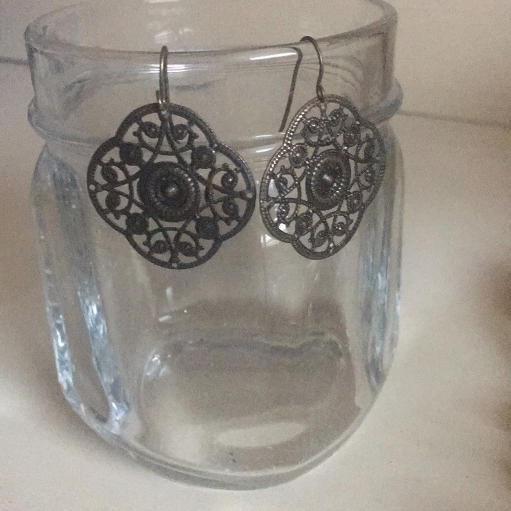 Cute bronze earrings!!!